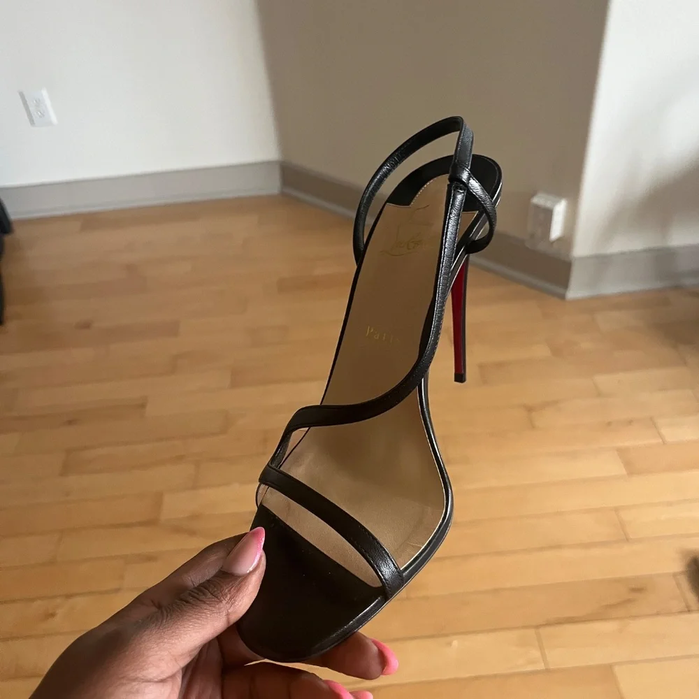 Christin Louboutin Rosie heel - Picture 5 of 8
